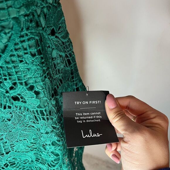 NWT LULUS LIVING LOVELY EMERALD GREEN CROCHET LACE BACKLESS MINI DRESS SIZE XL - Picture 8 of 11